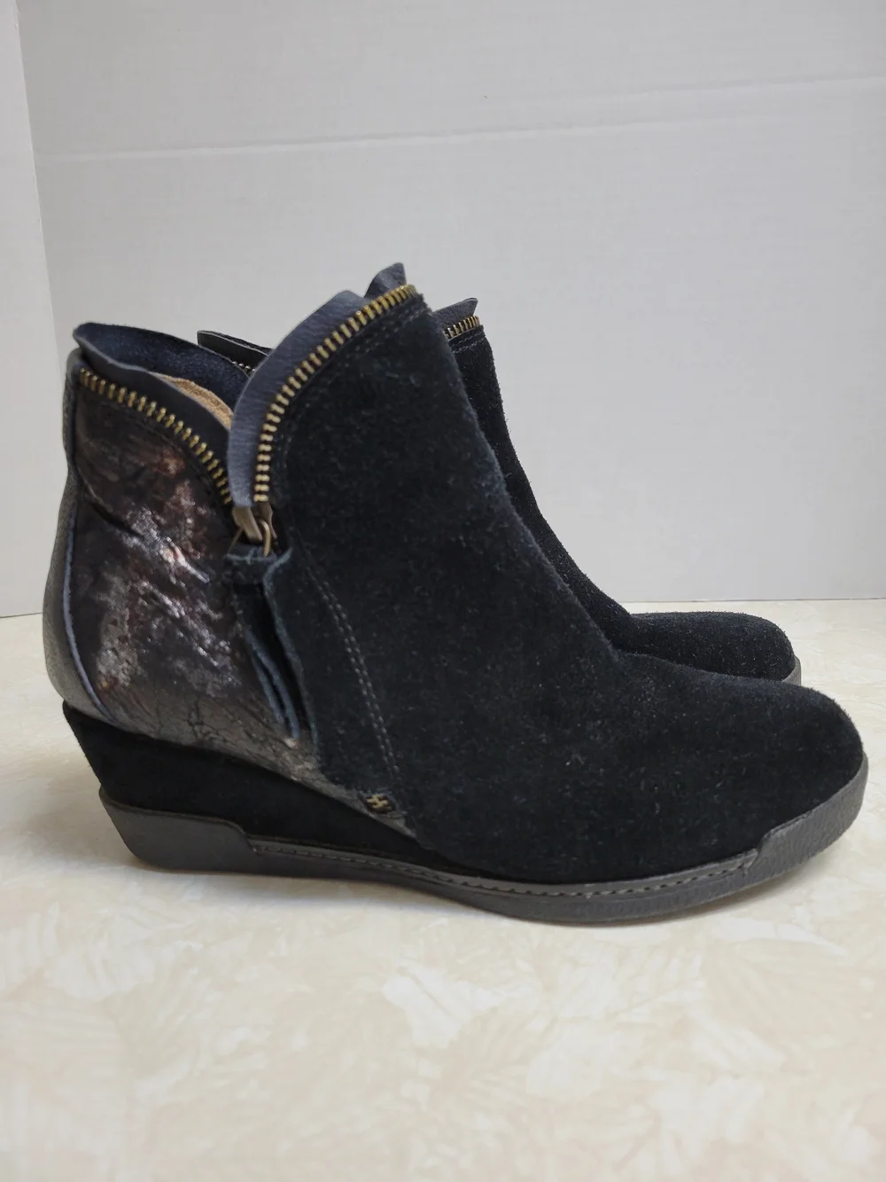 Halsa Footwear Black Suede Wedge Ankle Booties with Metallic Back